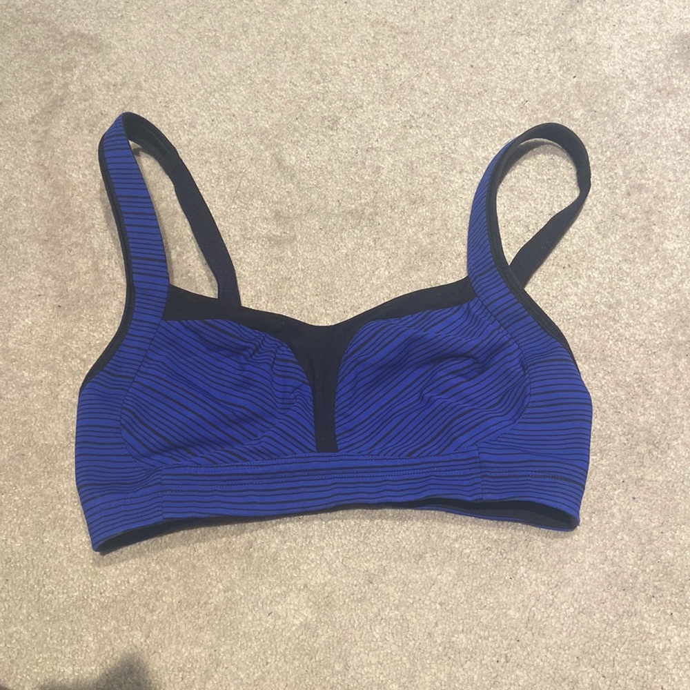Blue Lululemon Bra with adjustable straps